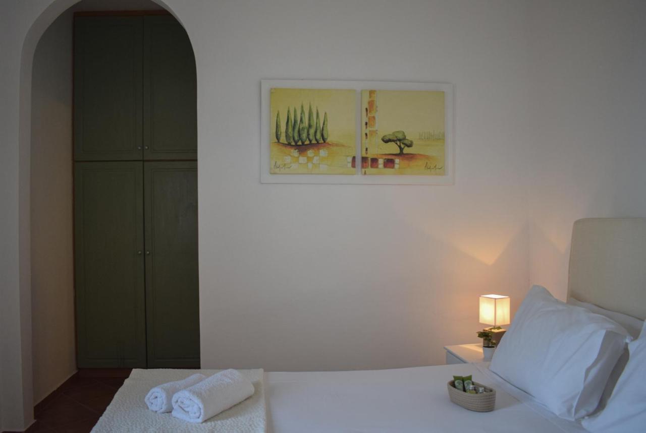 Apartmán Castelli 4 Pera Gyalos Exteriér fotografie